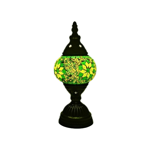 La lampe mosaïque verre vu de face, sur un fond blanc, couleur de la mosaïque verte